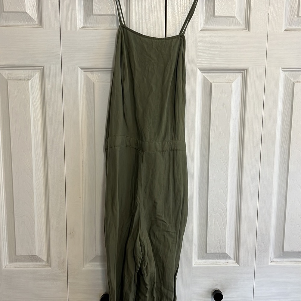 SOLD Abercrombie jumpsuit - Picture 3 of 4